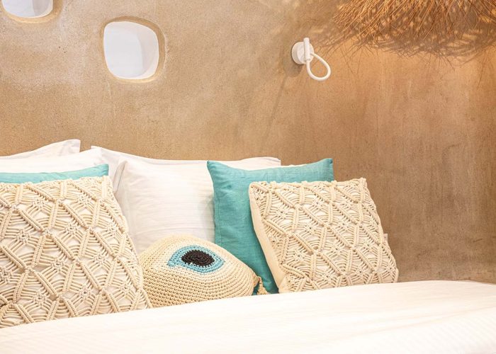 Ammos Deluxe Double Room AmazeU