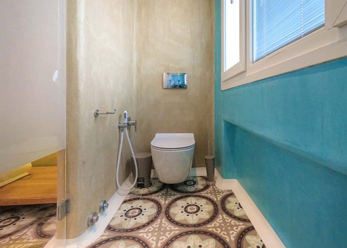 Ammos Deluxe Double Room AmazeU