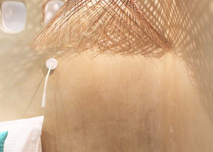 Ammos Deluxe Double Room AmazeU