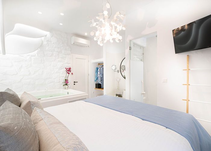 Kyma Deluxe Suite AmazeU