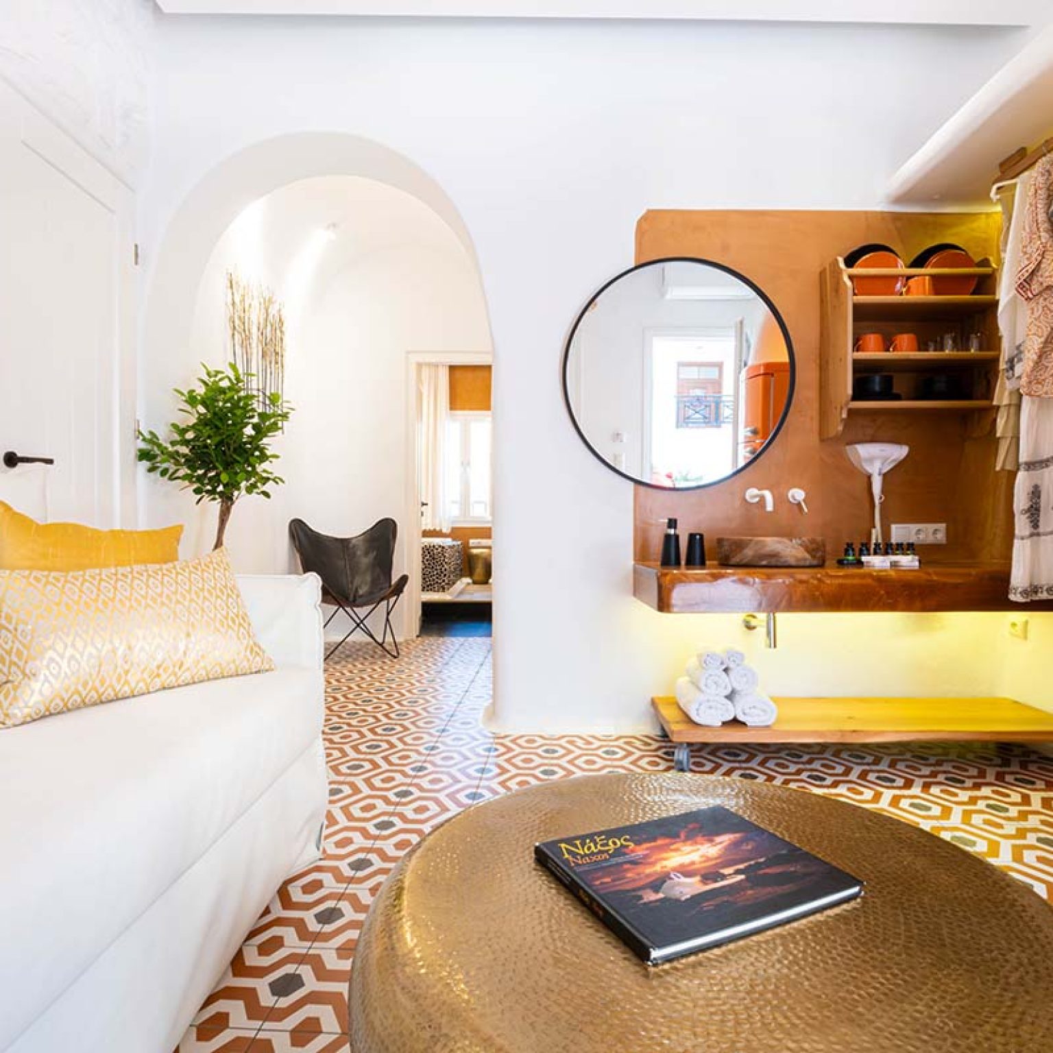 AmazeU luxury suites