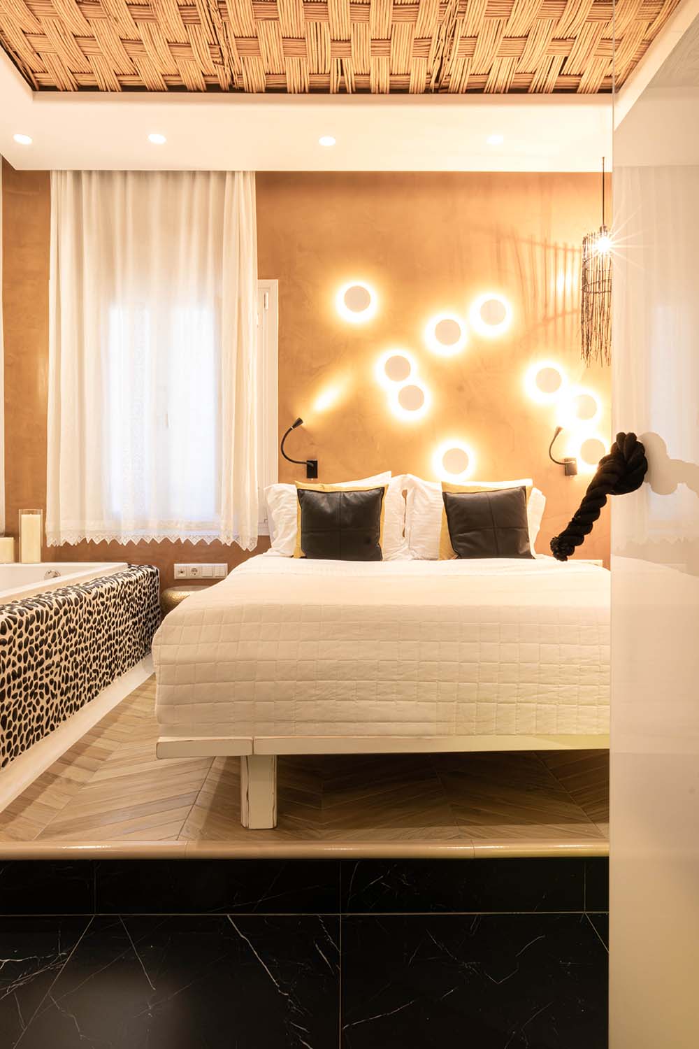 AmazeU in Chora Naxos